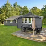 בית נופש 4770-aakirkeby-boderne-68
