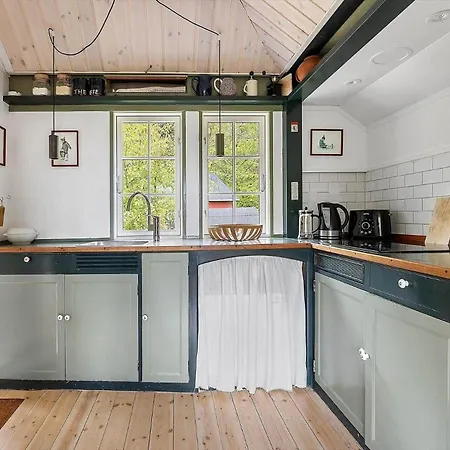 Semesterbostad 4770-aakirkeby-boderne-68 *